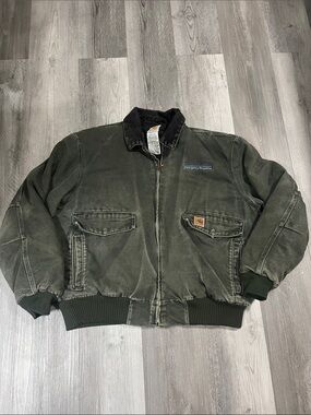 Carhartt vintage J165 MOS green bomber jacket
Size XL Regular